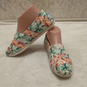 Floral Canvas Slip-On Shoes